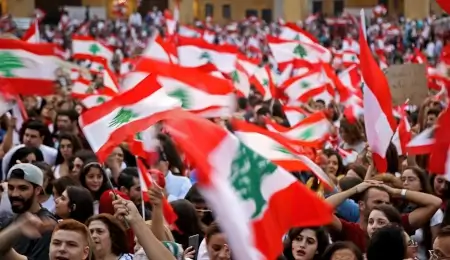 مشاركة الناشط أحمد الخطيب في ثورة ١٧ تشرين لبنان