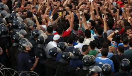 مشاركة أحمد الخطيب في حراك أزمة النفايات في لبنان